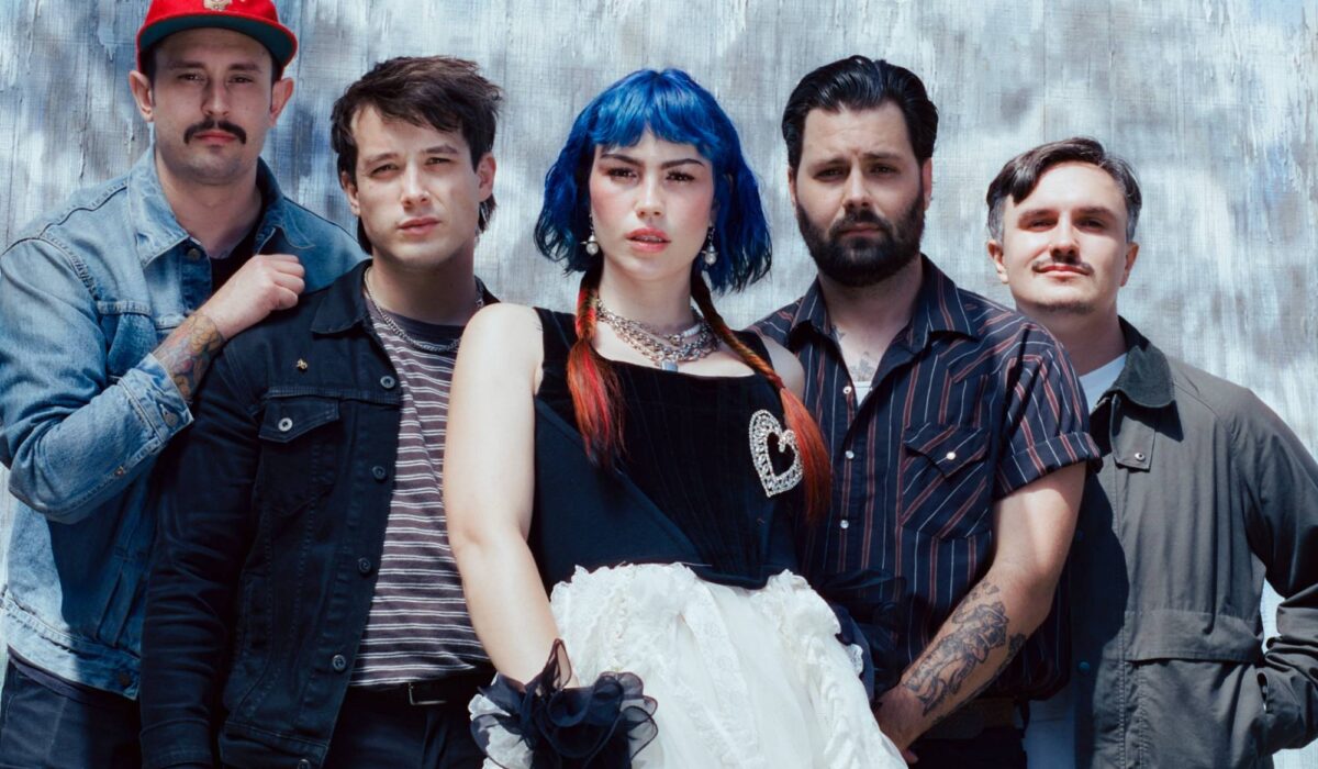 Scowl signal to Useless Oceans and share fierce new single ‘Particular’ ad-mania